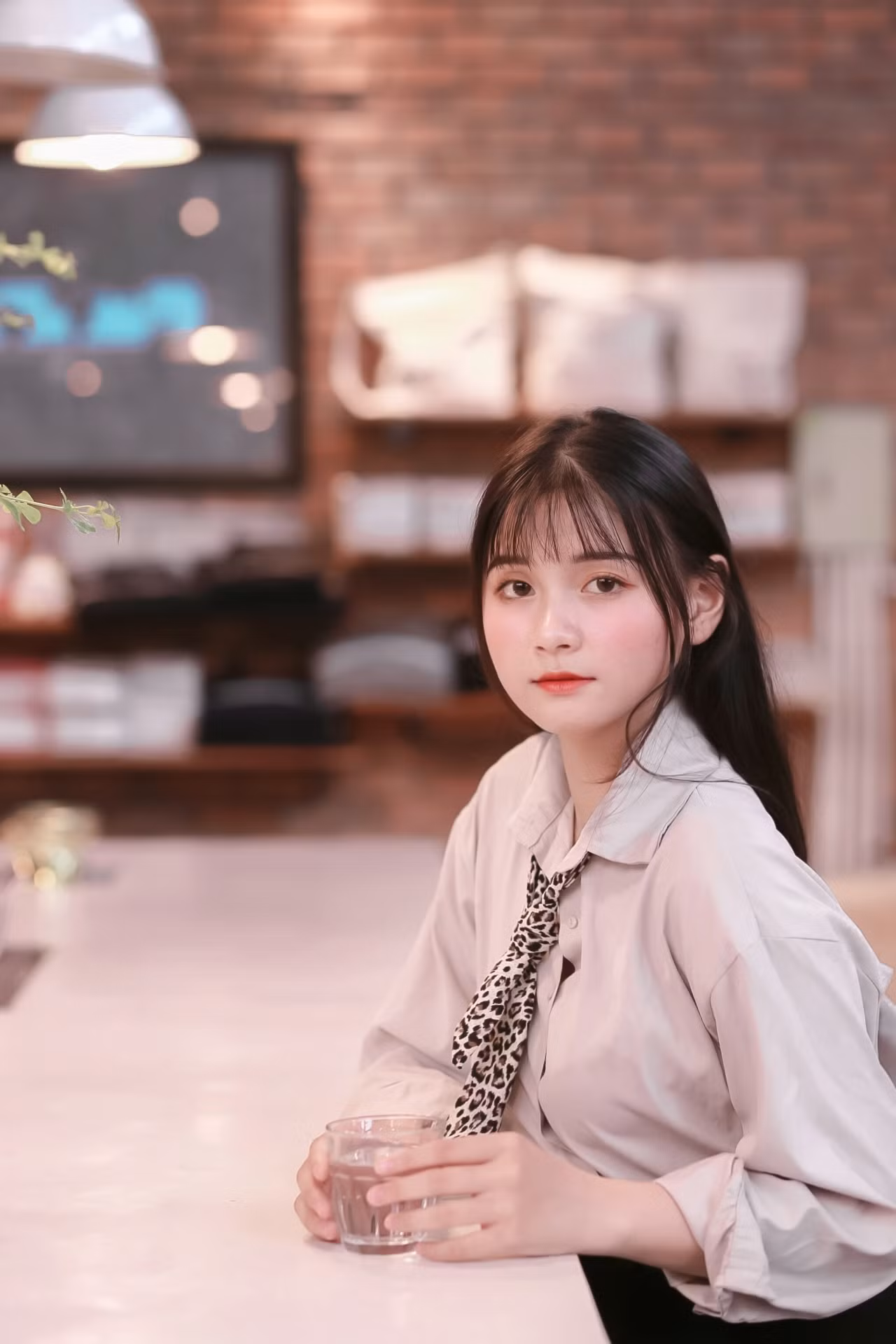 Ngắm nhìn bộ ảnh “ngọt ngào” vạn người mê của cô gái gốc Huế ảnh 16