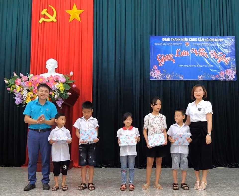 Tháng Bảy tri ân: Chuỗi hoạt động ý nghĩa của tuổi trẻ trường Đại học Y Dược Thái Nguyên ảnh 8