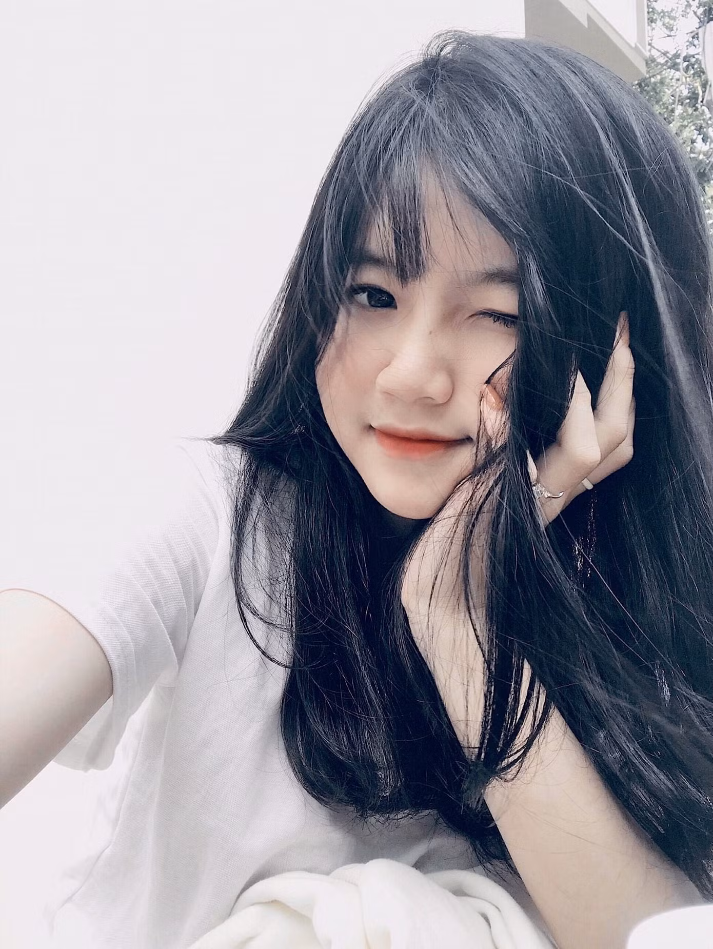 Nữ sinh Buôn Ma Thuột xinh đẹp, đam mê kinh doanh, muốn học trường ĐH Kinh tế TP.HCM ảnh 7
