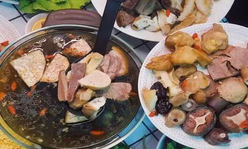 Giải nhiệt với kem mù tạt cay nồng, kem trứng muối trân châu đường đen ngon khó cưỡng ảnh 9