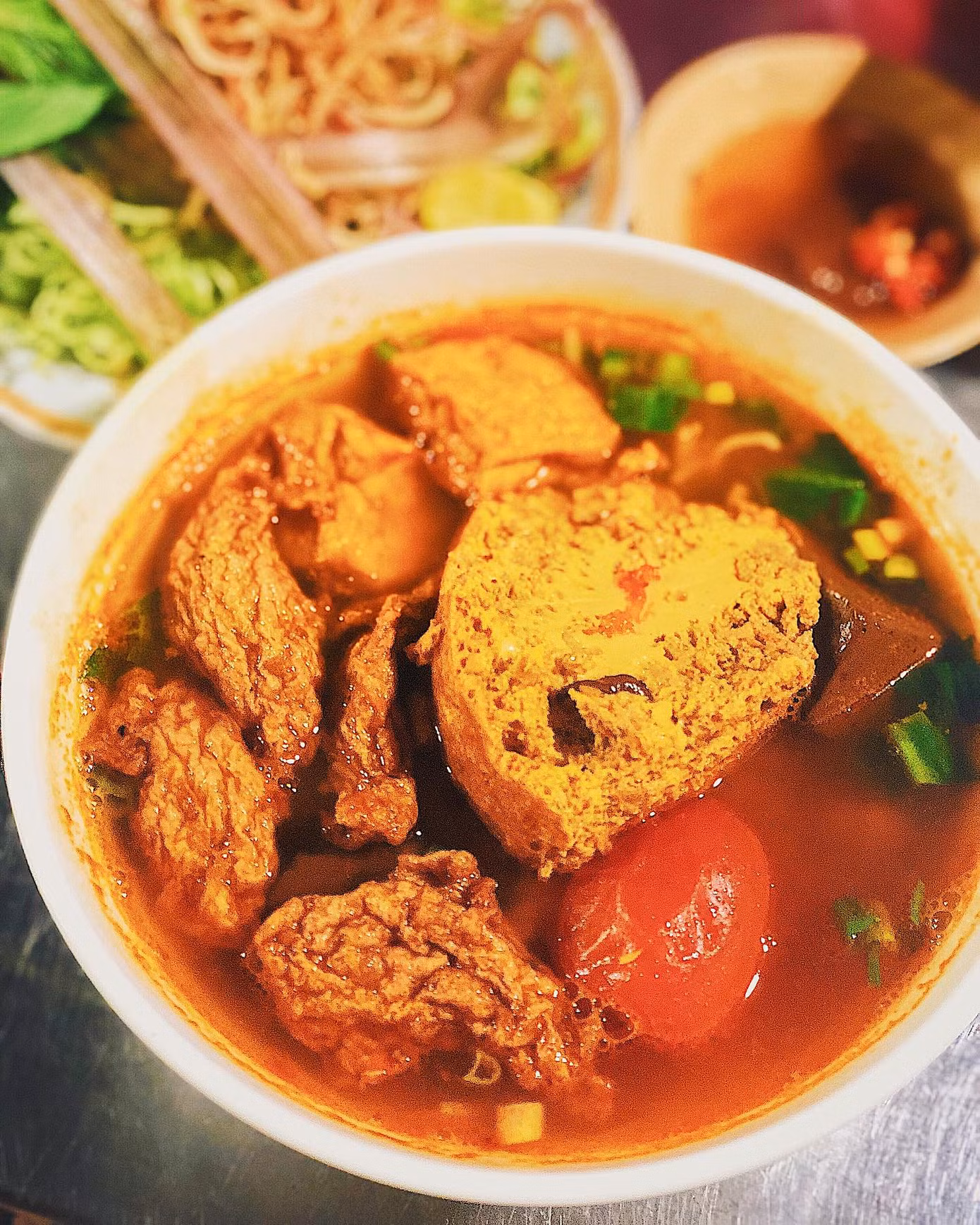 Thực đơn ăn sáng, ăn xế phủ phê: Bánh ướt, bánh cuốn ngon-bổ-rẻ và bún riêu đầy ắp topping ảnh 11