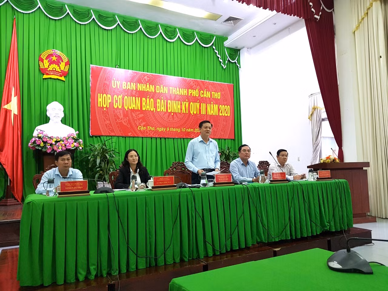  Sở Giáo dục Cần Thơ phải thu hồi hàng loạt quyết định bổ nhiệm sai ảnh 1