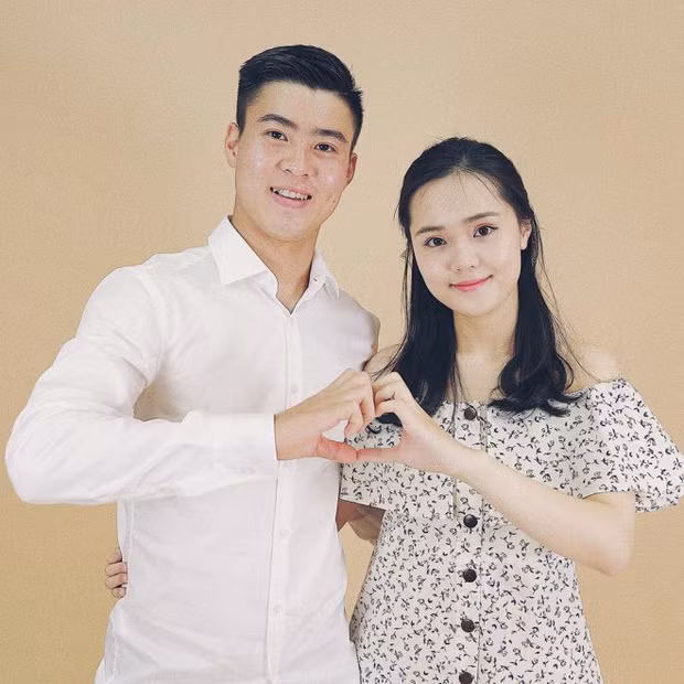 Phản ứng của cầu thủ Duy Mạnh trước những tin đồn về mâu thuẫn gia đình? ảnh 3