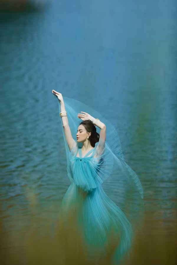 Không thể ngờ dù bụng bầu đã lớn, Hồ Ngọc Hà vẫn mạo hiểm làm điều này cho album mới ảnh 9