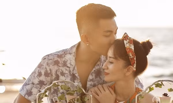 “Thả rông” khoác vét ra sân bay: Quỳnh Thư khiến người đối diện “đỏ mặt“ ảnh 36 “Thả rông” khoác vét ra sân bay: Quỳnh Thư khiến người đối diện “đỏ mặt“ ảnh 36