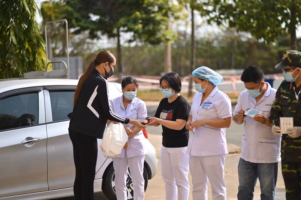 Võ Hoàng Yến chính thức hoàn thành 14 ngày đi cách ly mà vui như mở hội ảnh 3