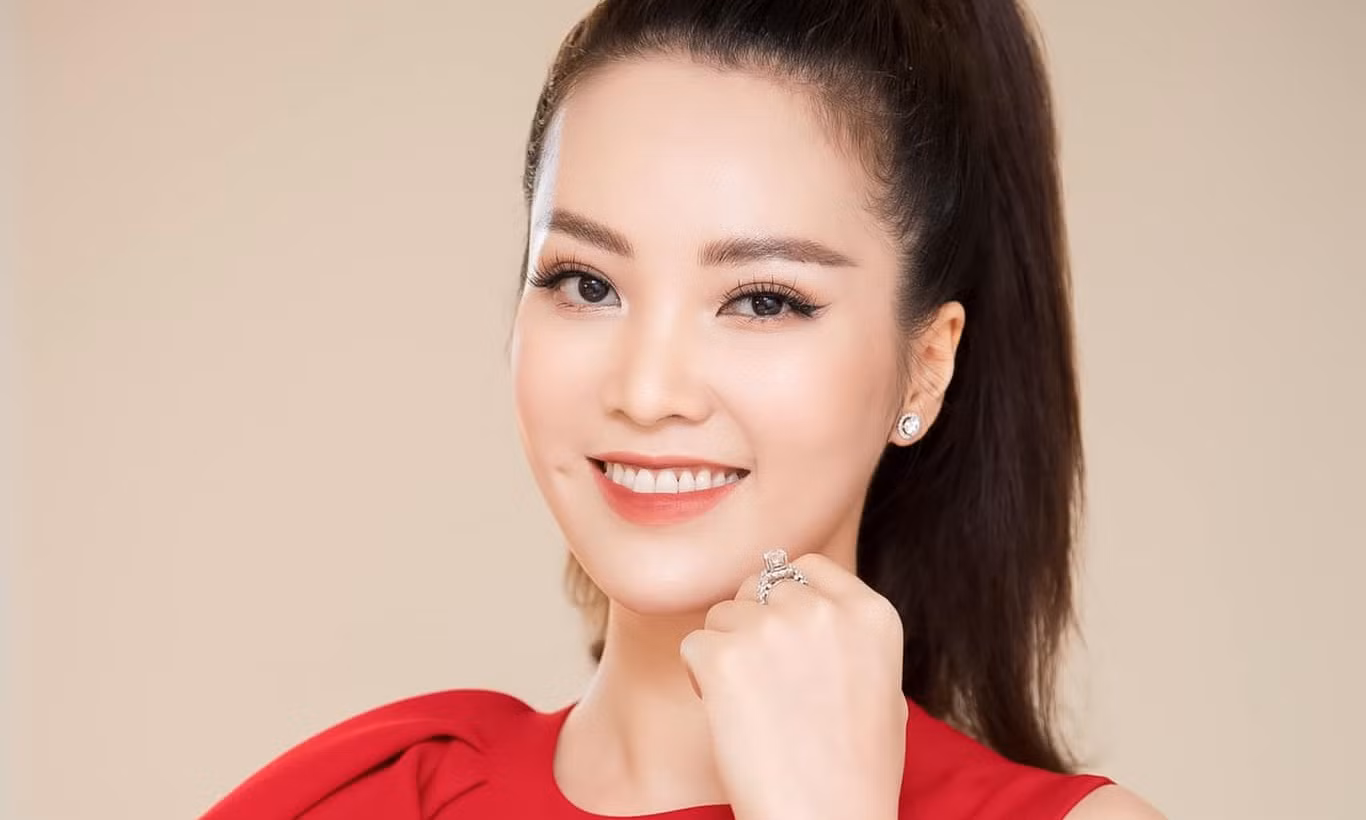 Văn Mai Hương và Thu Thủy lột xác ngoạn mục; Tiến Luật gây quỹ ủng hộ đồng bào miền Trung. ảnh 3