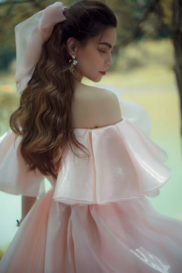 Không thể ngờ dù bụng bầu đã lớn, Hồ Ngọc Hà vẫn mạo hiểm làm điều này cho album mới ảnh 7