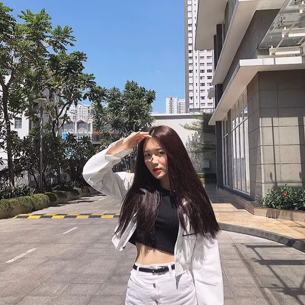 Không thể ngờ kỷ lục vòng eo 56 của Ngọc Trinh đã bị cô gái này phá vỡ ảnh 8