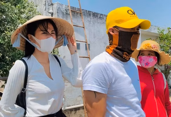 Thủy Tiên đáp trả ra sao khi bị bảo làm từ thiện chỉ để đánh bóng tên tuổi? ảnh 1