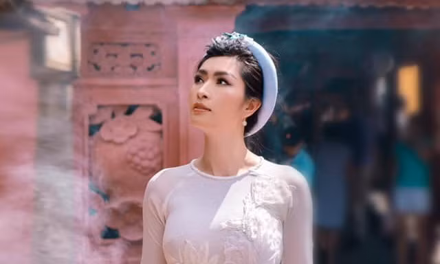 Giữa COVID-19, Nguyễn Hồng Nhung may mắn được trở về Việt Nam để tổ chức đêm nhạc riêng ảnh 9