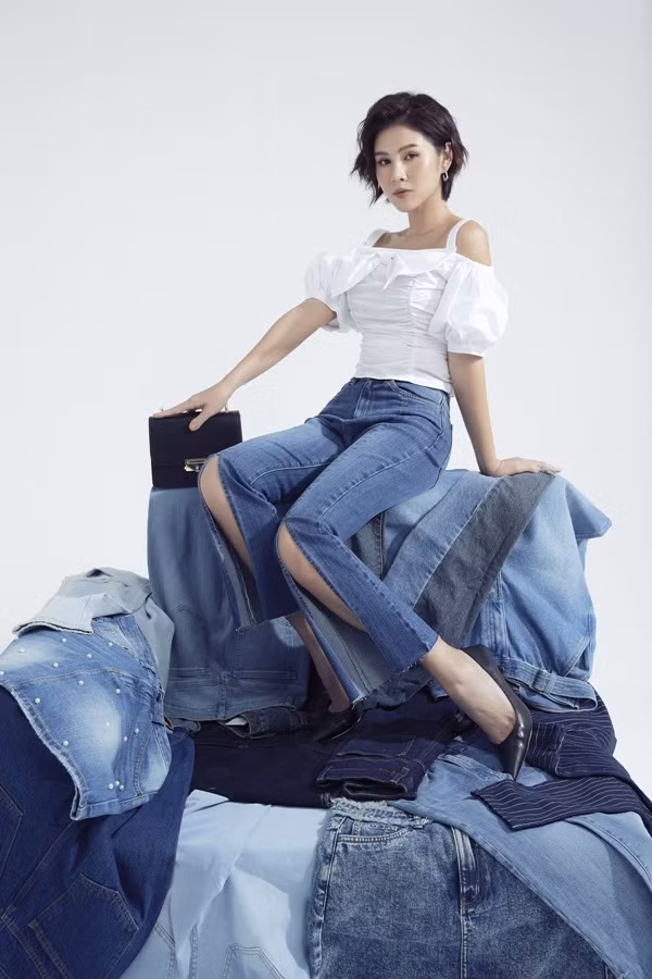 Ai nói phụ nữ mặc jeans thì thiếu nữ tính, MC Thu Hoài chứng minh điều ngược lại ảnh 10