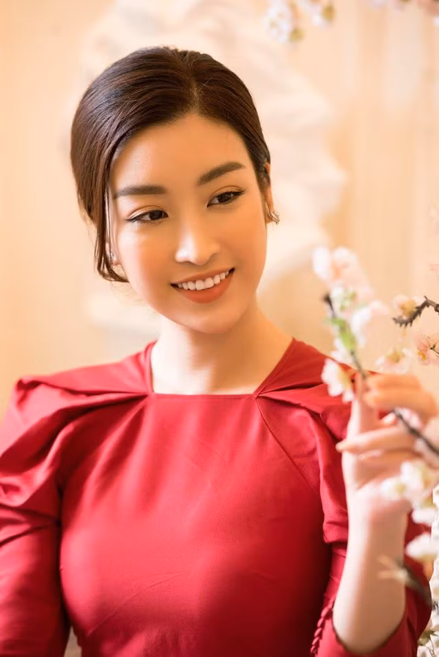 Hoa hậu Đỗ Mỹ Linh: Sống chậm để chăm sóc bản thân và gia đình ảnh 1