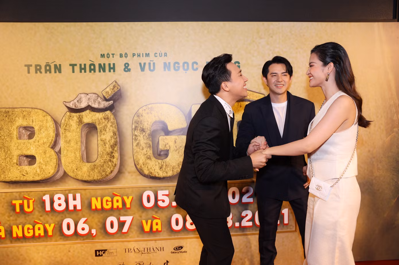 Hà Hồ-Kim Lý cùng dàn sao Việt đình đám ủng hộ ‘Bố Già’ Trần Thành ảnh 5