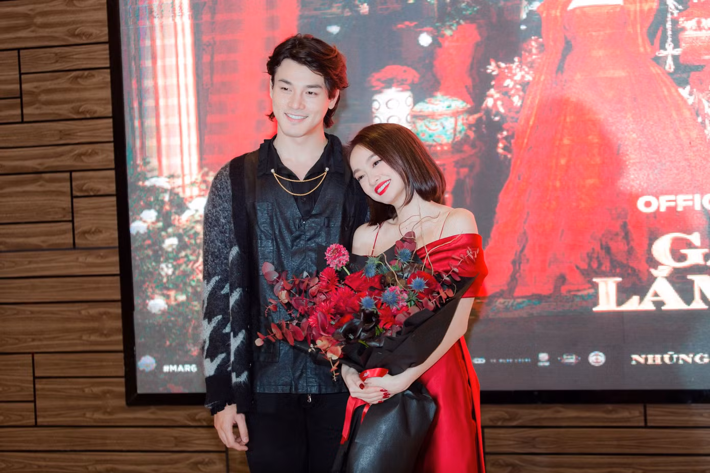 Gái già lắm chiêu V: Kaity Nguyễn gợi cảm ‘đối đầu’ mẹ Lê Khanh tại Hà Nội ảnh 6