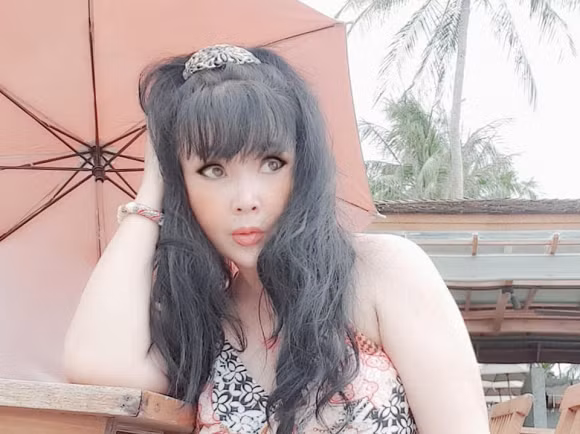 Nhan sắc ngày ấy-bây giờ của các giai nhân màn ảnh Việt, NSND Lan Hương khác lạ nhất ảnh 11