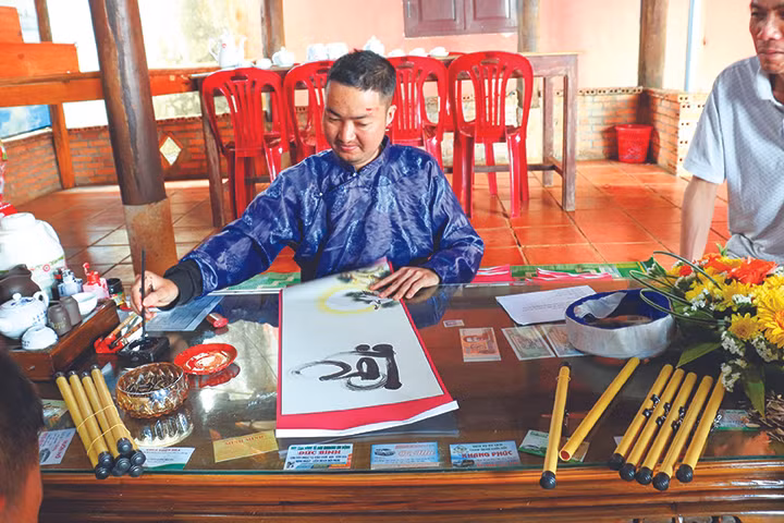 Chàng trai mắc ung thư và giấc mơ Cầu Vồng cho trẻ em nghèo ảnh 1