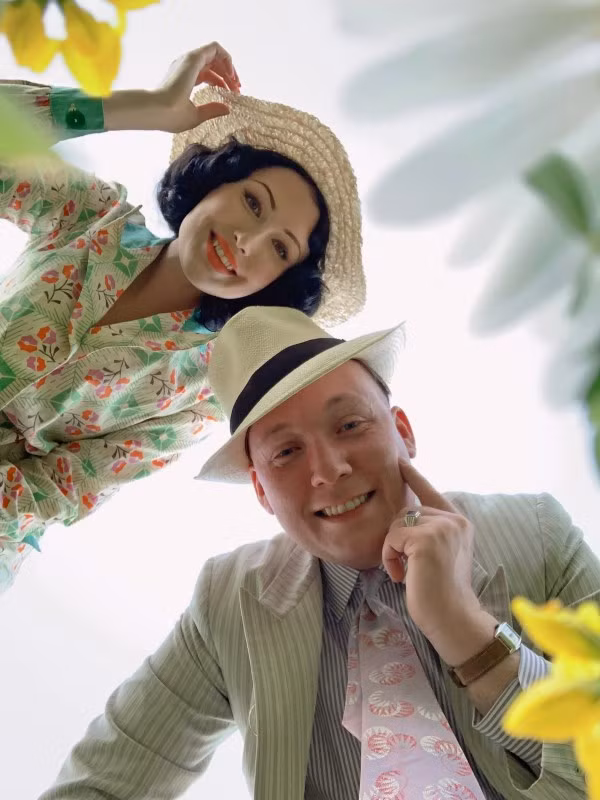 Cặp đôi nên duyên vì cùng mê diện đồ vintage xưa cũ ảnh 3