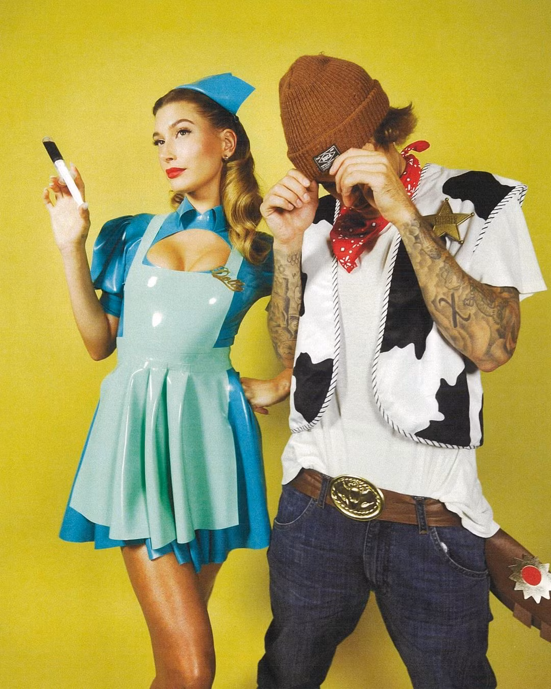 Paris Hilton đẹp hút hồn trong trang phục Halloween như áo tắm ảnh 14