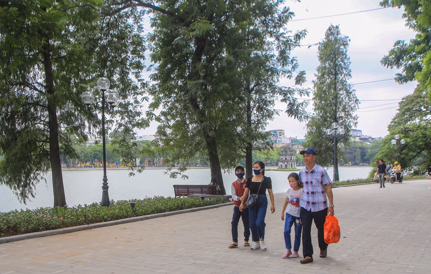 Chỉnh trang, cải tạo, kè hồ Hoàn Kiếm: Hiện đại nhưng vẫn rêu phong ảnh 1