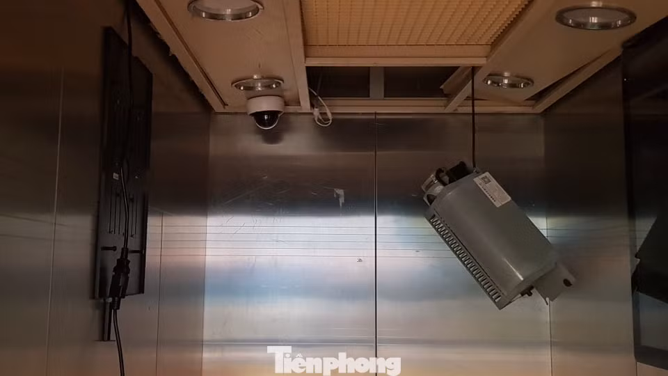 Bàng hoàng lời kể gia đình nạn nhân vụ thang máy rơi từ tầng 5 ở Hà Nội ảnh 3