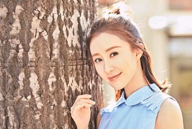 Top 4 sao nữ “sạch” nhất của làng giải trí Hoa ngữ, khiến mọi paparazzi phải bó tay ảnh 6