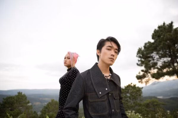 Châu Đăng Khoa lộ diện “gà chiến” mới trong MV comeback hợp tác cùng rapper Khói ảnh 2