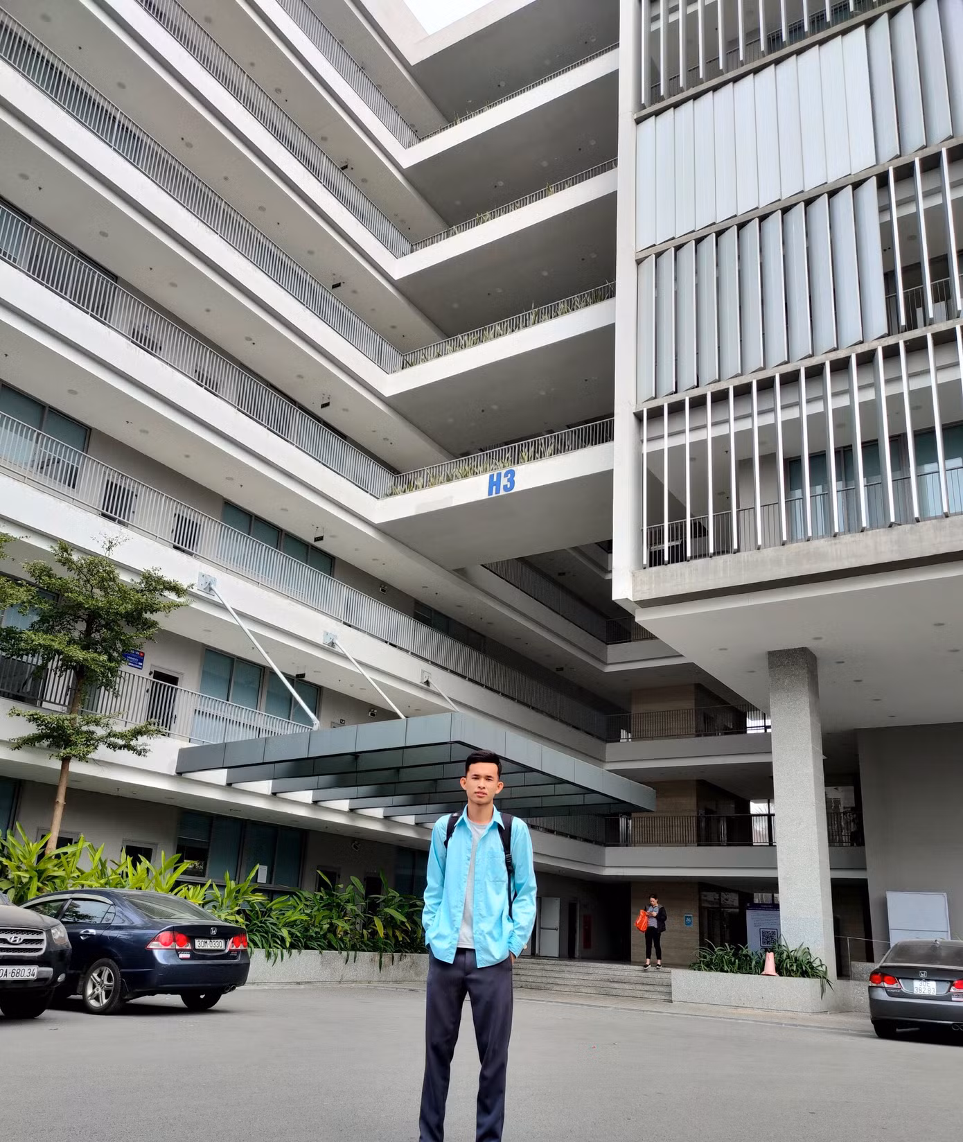 Phó Chủ tịch Hội Sinh viên Campuchia tại Việt Nam đang học tại Đại học Xây dựng ảnh 12