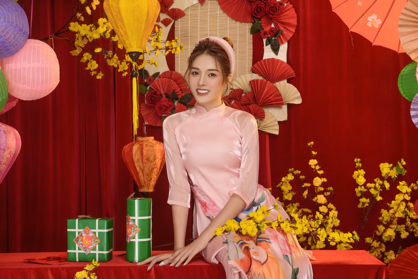 Ngắm “thiên thần 2K4” biến hóa trong nhiều phong cách chụp ảnh ảnh 23 Ngắm “thiên thần 2K4” biến hóa trong nhiều phong cách chụp ảnh ảnh 23