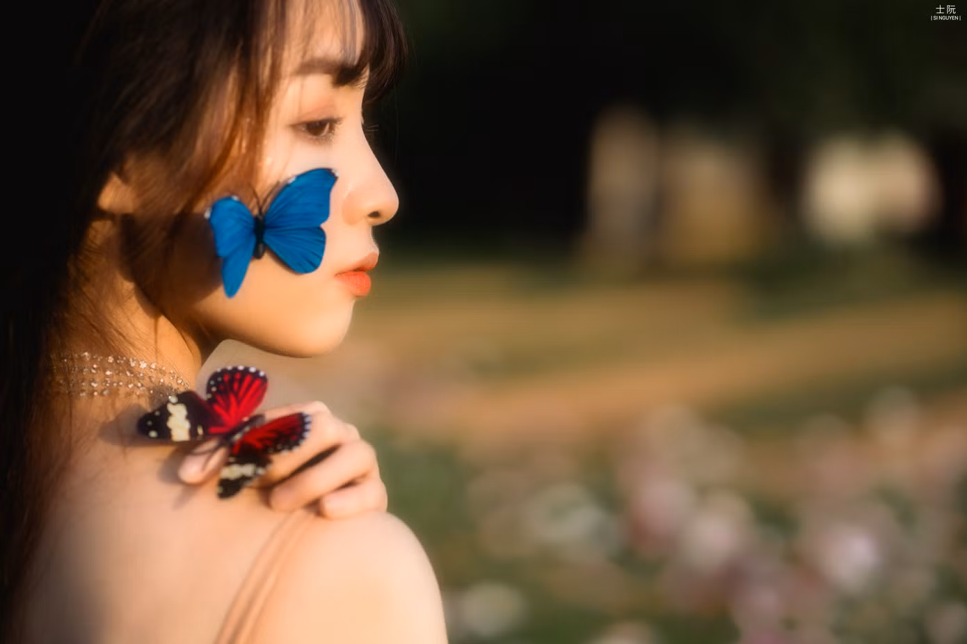 Nữ sinh Bách khoa hóa công chúa mơ màng giữa rừng hoa ảnh 8