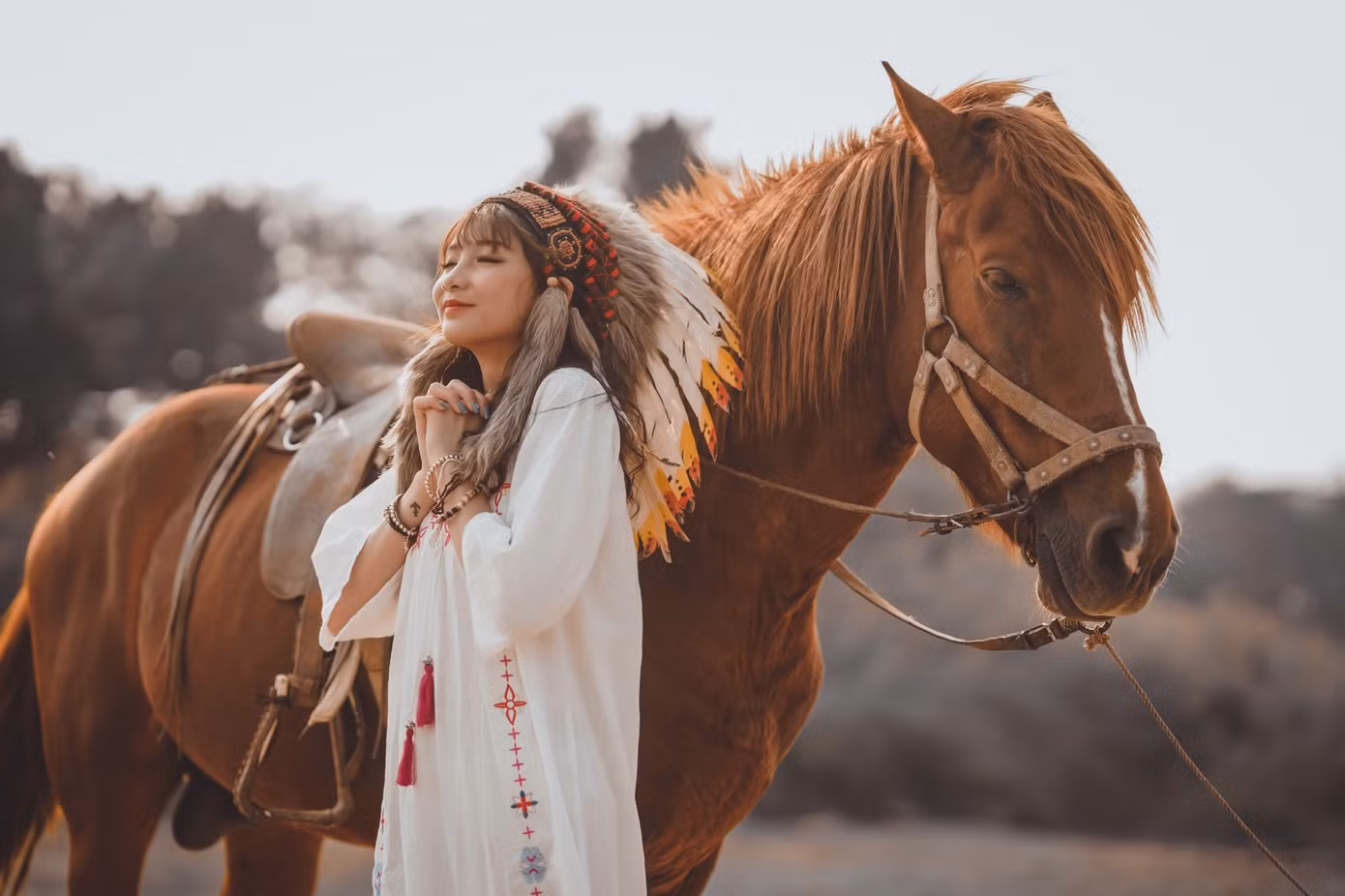 Hồn nhiên và phóng khoáng, cô gái 19 tuổi gây ấn tượng với bộ ảnh Bohemian ảnh 8