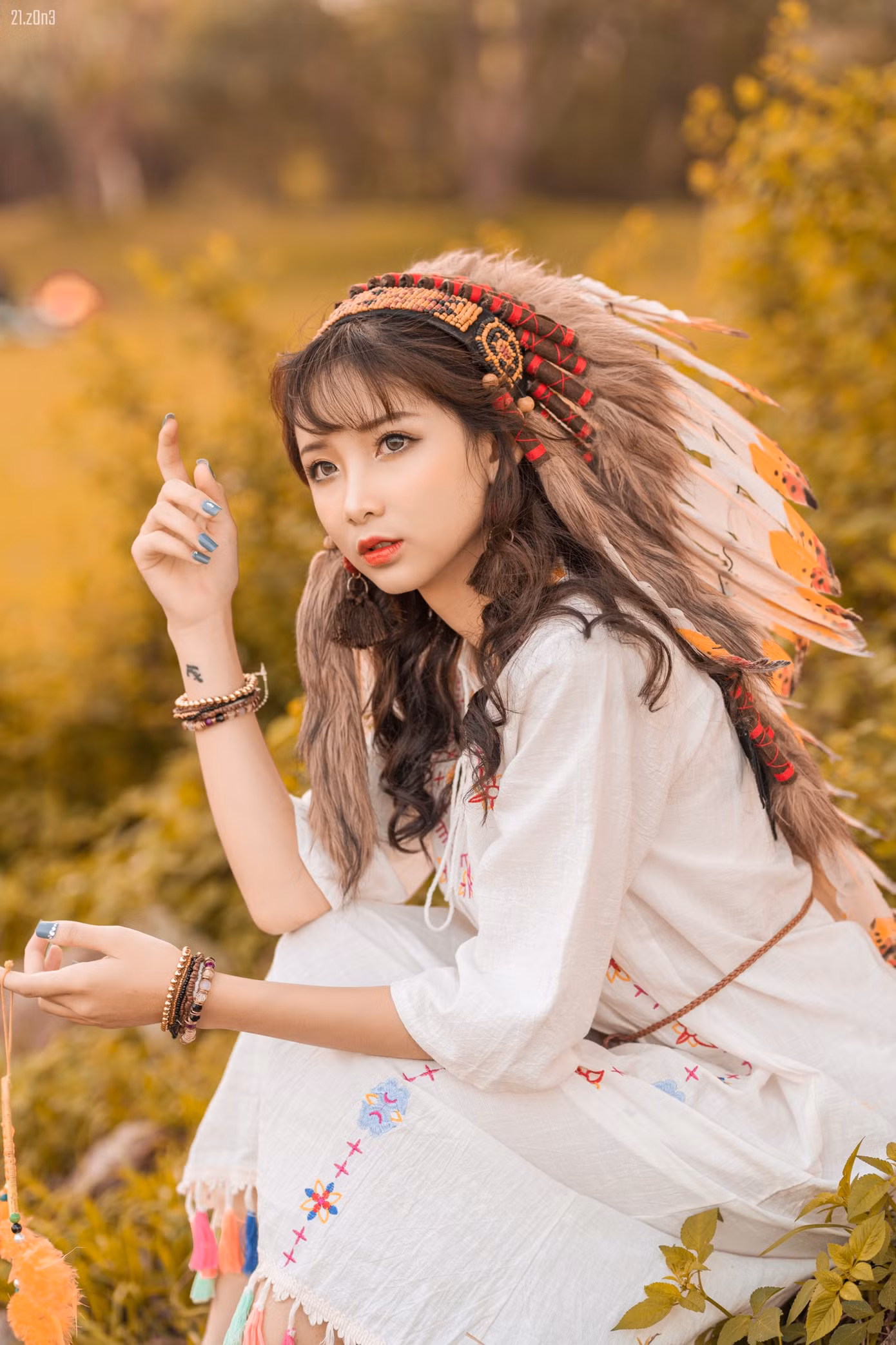 Hồn nhiên và phóng khoáng, cô gái 19 tuổi gây ấn tượng với bộ ảnh Bohemian ảnh 2