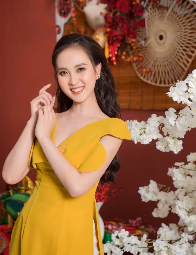 Người đẹp xứ Nghệ rạng rỡ trong bộ ảnh chào Xuân ảnh 5