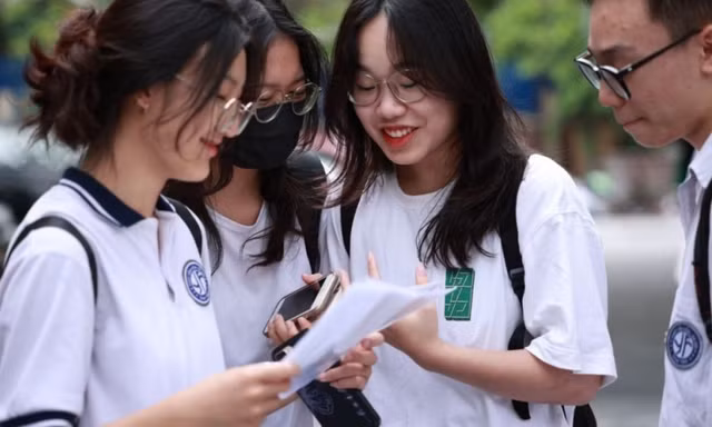 Hướng dẫn tra cứu điểm thi THPT 2026 siêu tốc, không nghẽn mạng