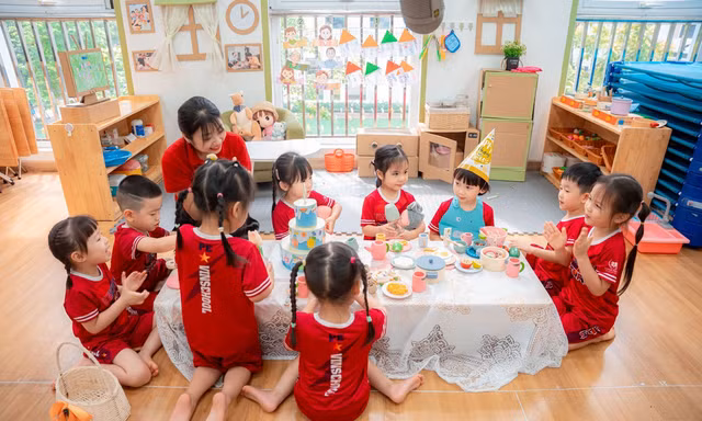 Trẻ vào lớp 1 cần gì hơn biết chữ, biết số?
