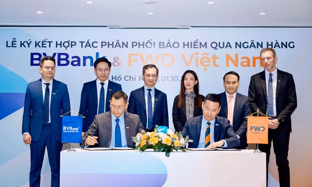 FWD Việt Nam tăng cường năng lực phân phối bảo hiểm qua mạng lưới BVBank