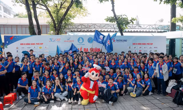 Jollibee Việt Nam phối hợp cùng Hội Sinh viên Việt Nam tiếp sức mùa thi 2026 trên toàn quốc