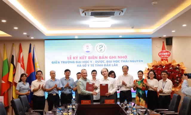 Sở Y tế Đắk Lắk hợp tác đào tạo, phát triển nguồn nhân lực với Trường Đại học Y – Dược, Đại học Thái Nguyên