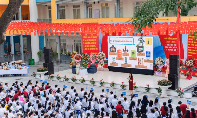InnovaConnect, InnovaTalk - Cầu nối xóa nhòa biên giới khoa học Việt Nam và thế giới