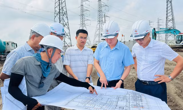 Kiểm tra tiến độ 4 dự án quan trọng nhằm đảm bảo điện cho miền Bắc