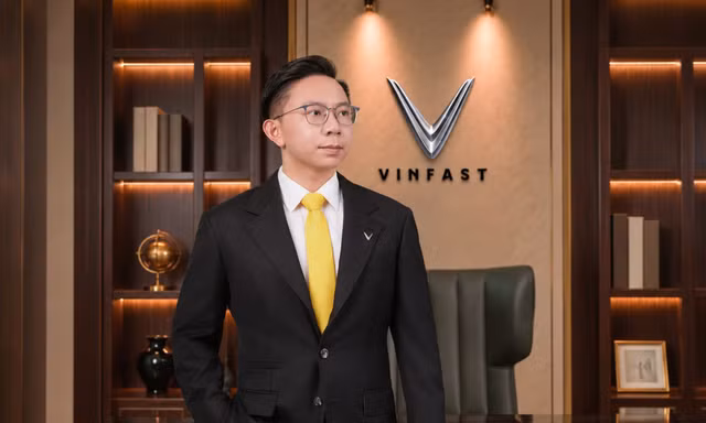 Ông Phạm Nhật Vượng và bà Phạm Thu Hương chuyển giao vai trò lãnh đạo tại VinFast và GSM