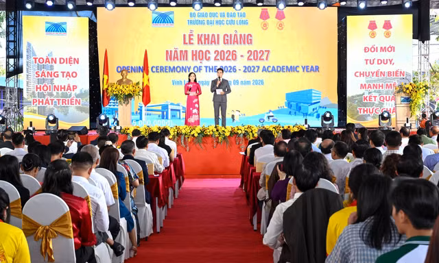 Trường Đại học Cửu Long chào đón hơn 3.600 tân sinh viên