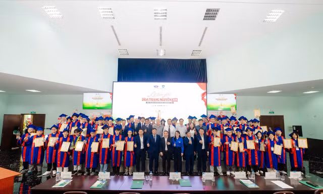 Giải thưởng Hoa Trạng Nguyên mùa thứ 14: Vinh danh 62 học sinh giỏi quốc gia và cấp tỉnh
