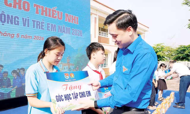 Hơn 11 tỷ đồng tiếp sức học sinh khó khăn ở Bắc Ninh