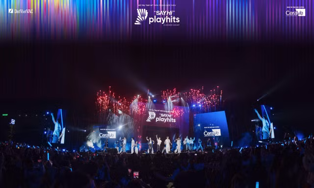 "Say Hi" Playhits - Live Concert: Khi những bản hit được làm mới để bước lên sân khấu live band