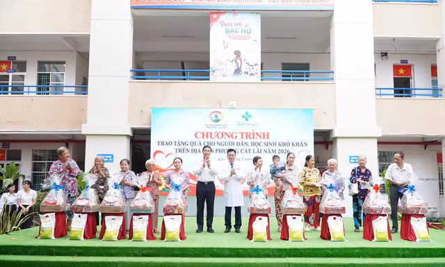Bệnh viện Quốc tế City đồng hành cùng phường Cát Lái – Gửi trọn yêu thương đến cộng đồng
