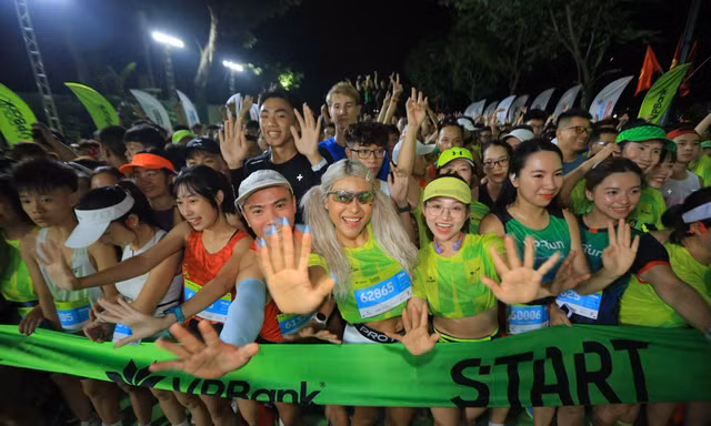 Những 'bóng hồng' chiếm spotlight tại VPBank Hanoi International Marathon 2026