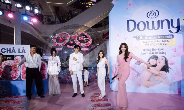 Downy ra mắt Trường học Tinh Khôi, hai 'giáo viên' đặc biệt cùng đứng lớp