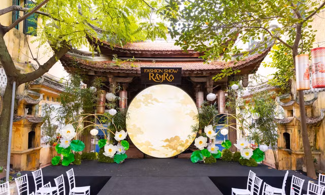 Fashion Show 'Rằm Rộ': Khi sắc màu trung thu Việt lên sàn diễn