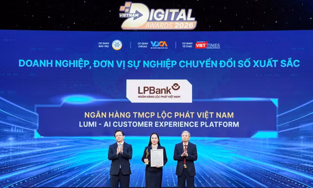 LPBank nhận Giải thưởng Chuyển đổi số Việt Nam 2026 với giải pháp tổng đài AI Lumi